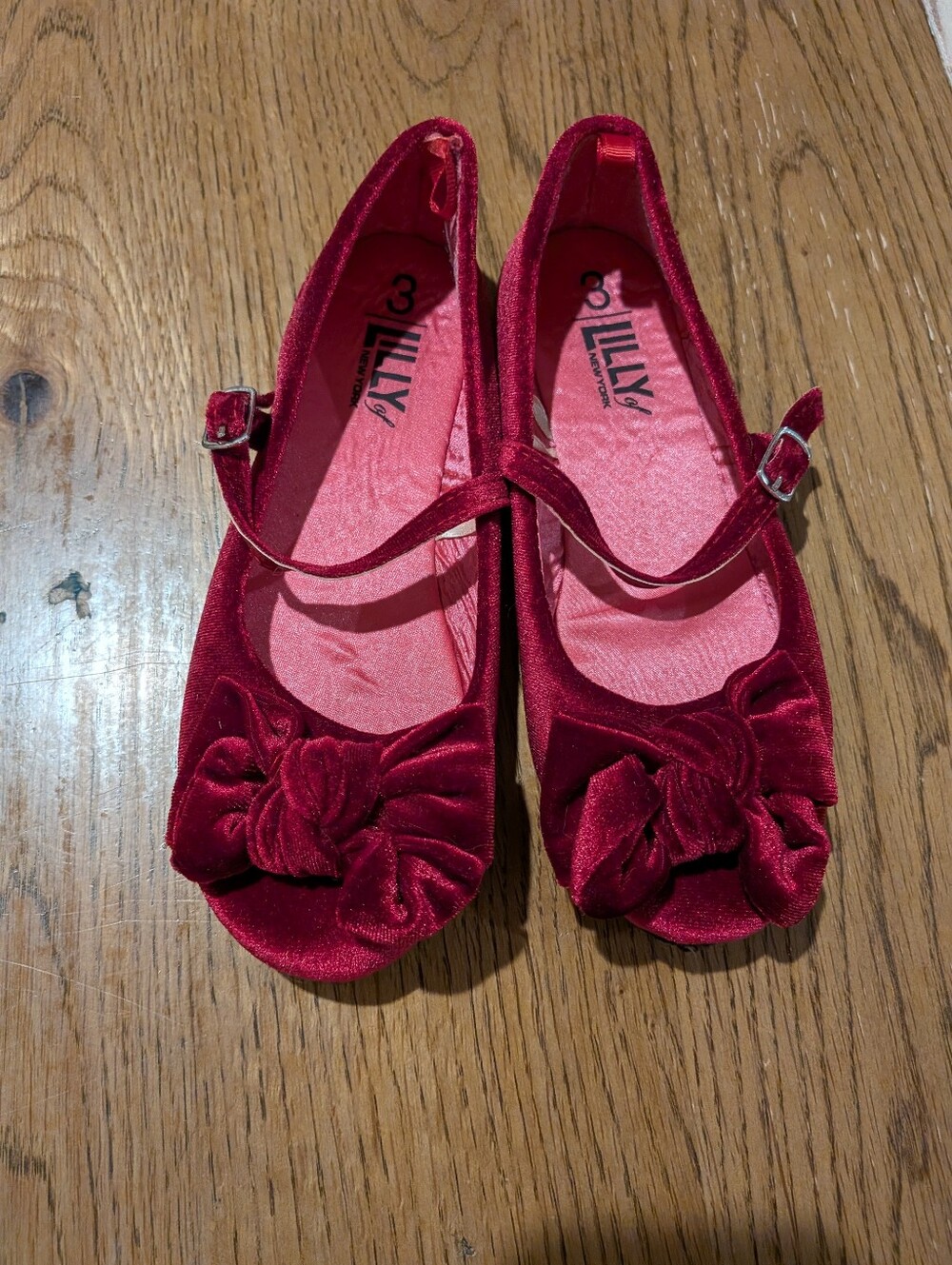 Kids Lilly Of New York Crimson Velvet Mary Janes with Knot Accent, Sz. 3